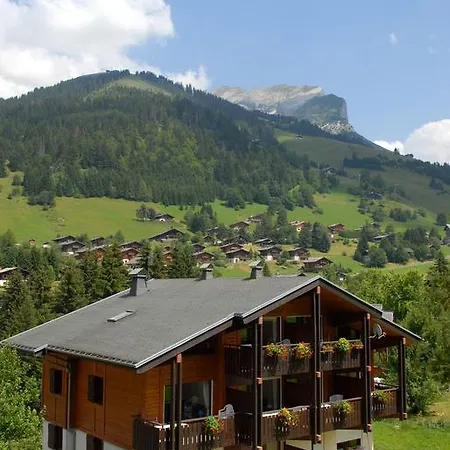 Azureva Les Aravis 2*