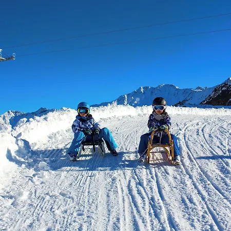 Azureva Les Aravis Hotel apartamentowy Clusaz