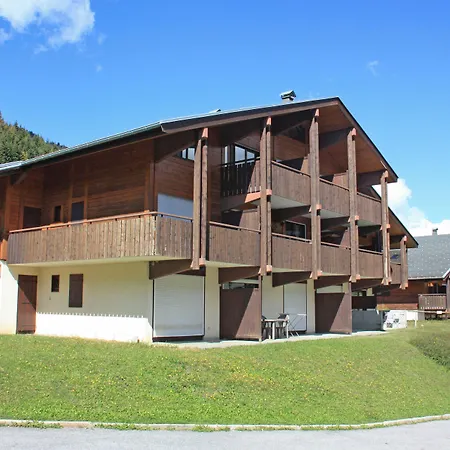 Aparthotel Azureva Les Aravis 3*