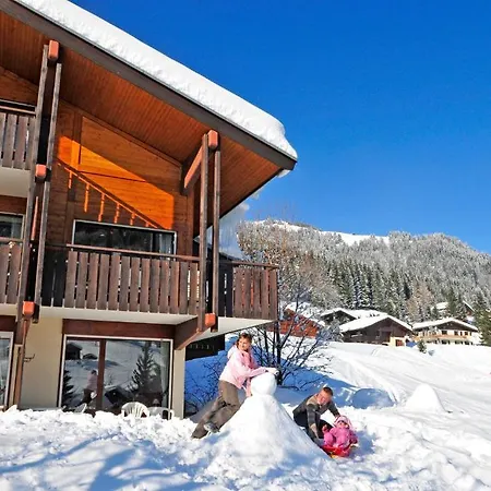 Azureva Les Aravis アパートホテル 3*